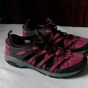 Chaco Womens Outcross Evo Free Shoe, Hiking Sandal